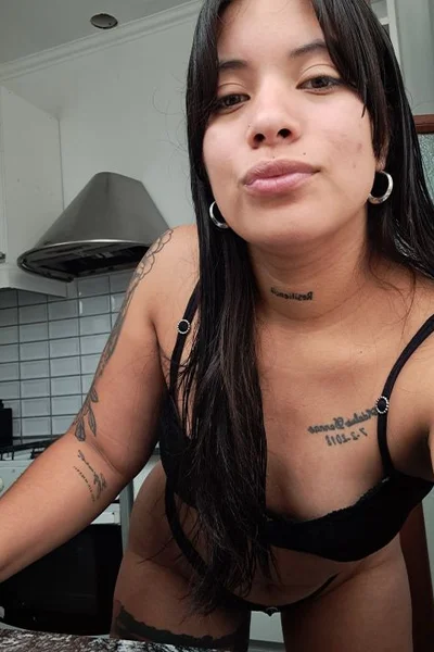 Mikeyla (24 years) — Rosario, Argentina - 16