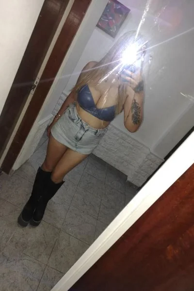 Laly (26 años) — Avellaneda, Argentina - 30