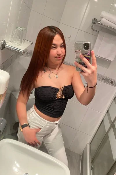Ambar (20 años) — Madrid, España - 12