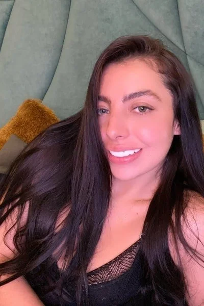 Liz (29 años) — Cancún, México - 3