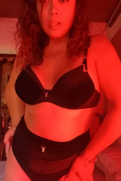 Brunella Vip (28 años) — Moreno, Argentina - 2