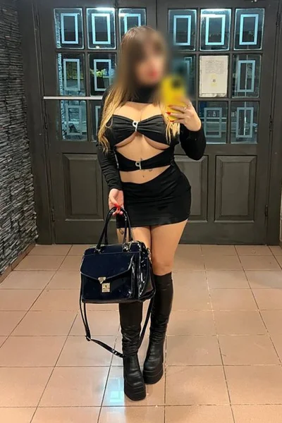 Alexia vip (29 años) — Capital, Argentina - 31