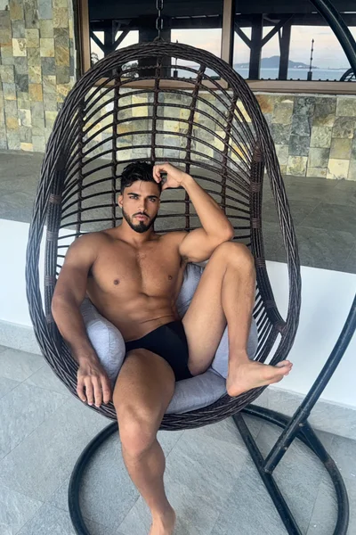 Nicco (34 años) — Madrid, España - 9