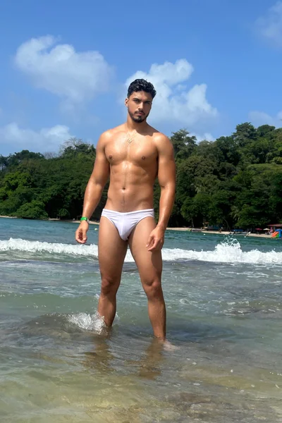 Nicco (34 años) — Madrid, España - 17