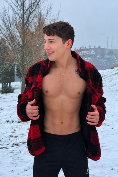 Ángel (23 años) — Madrid, España - 4