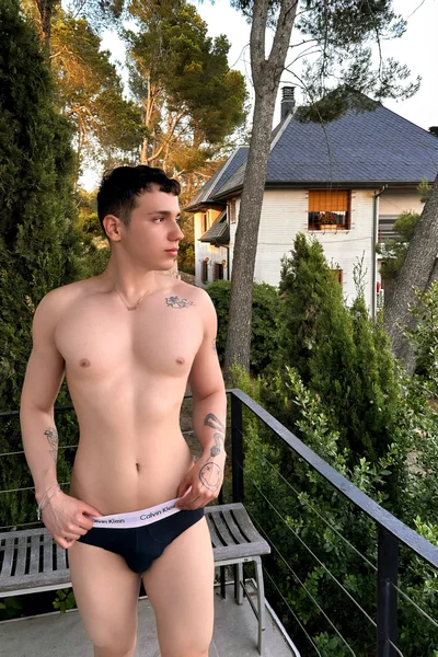 Ángel (23 años) — Madrid, España - 2