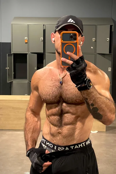 Salvatore (28 años) — Barcelona, España - 9