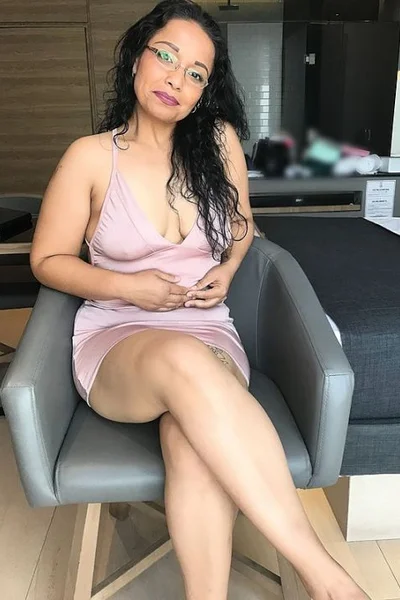 Adriana (48 años) — Cuernavaca, México - 5