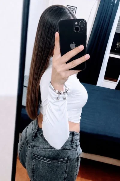 Serena (24 anos) — Caballito, Argentina - 7