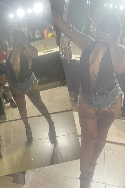 Yazmin (26 years) — Tigre, Argentina - 8