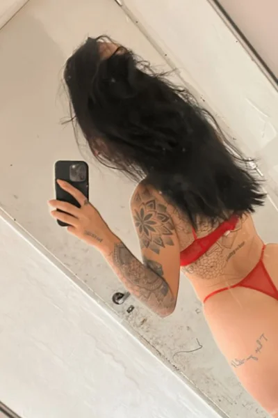 Milena (23 años) — Lanús, Argentina - 7