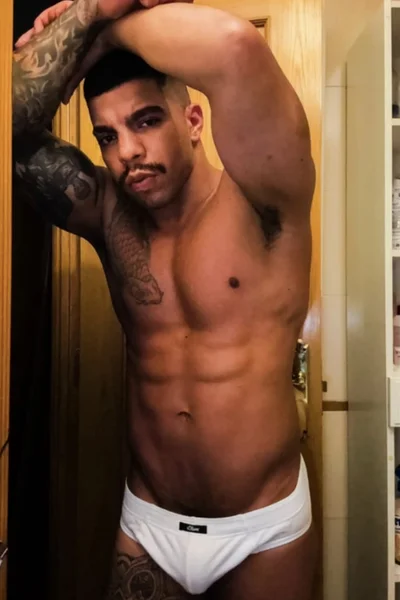 Cristian (27 anos) — Madrid, España - 25