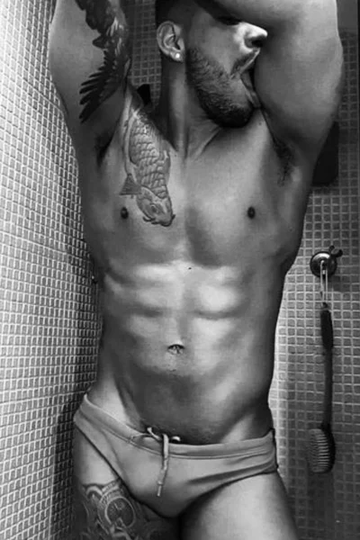 Cristian (27 anos) — Madrid, España - 15