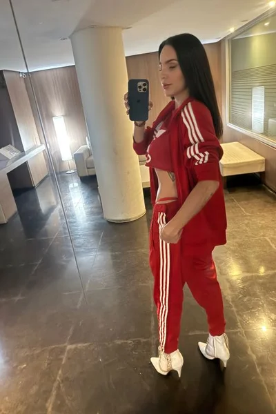 Alma (39 años) — Las Cañitas, Argentina - 390