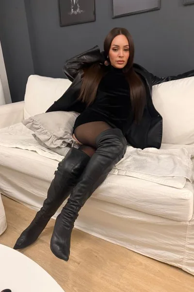 Alma (39 años) — Las Cañitas, Argentina - 312