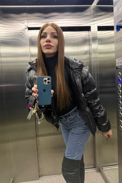 Alma (39 años) — Las Cañitas, Argentina - 353