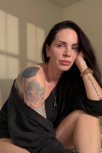 Alma (39 años) — Las Cañitas, Argentina - 107