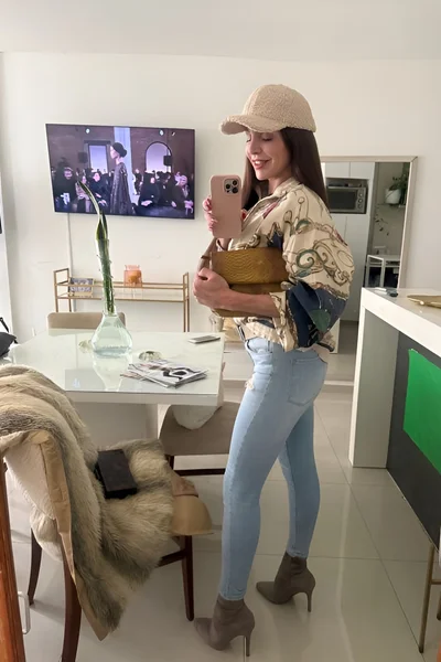 Alma (39 años) — Las Cañitas, Argentina - 16