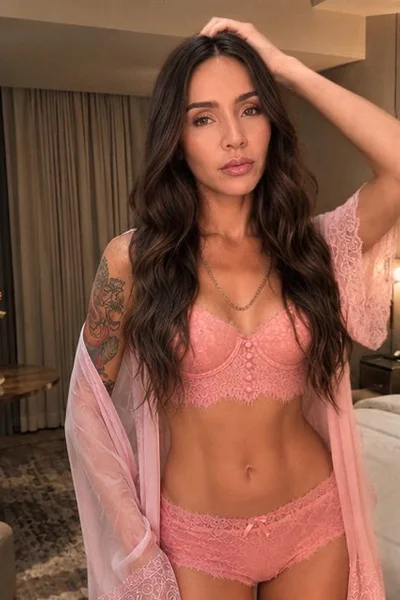 Alma (39 años) — Las Cañitas, Argentina - 268