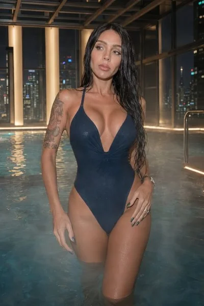 Alma (39 años) — Las Cañitas, Argentina - 293