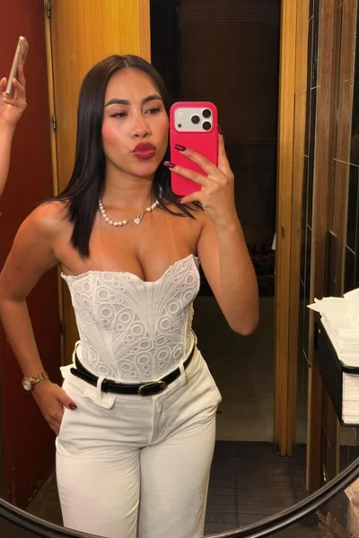Sofia (23 años) — Madrid, España - 5