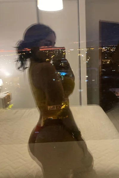 Genesis (25 anos) — Confluencia, Argentina - 53