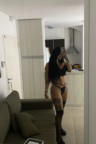 Genesis (25 anos) — Confluencia, Argentina - 49