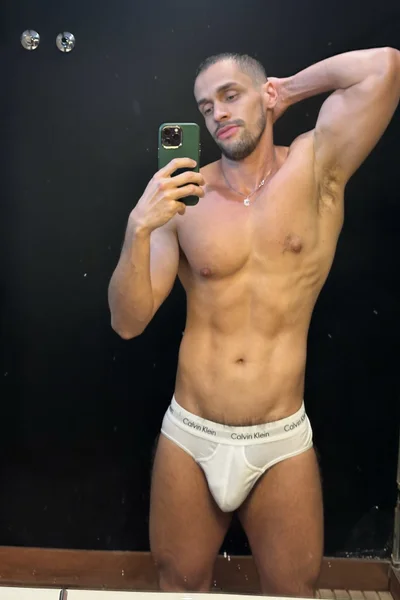 Vicente (27 anos) — São Paulo, Brasil - 3