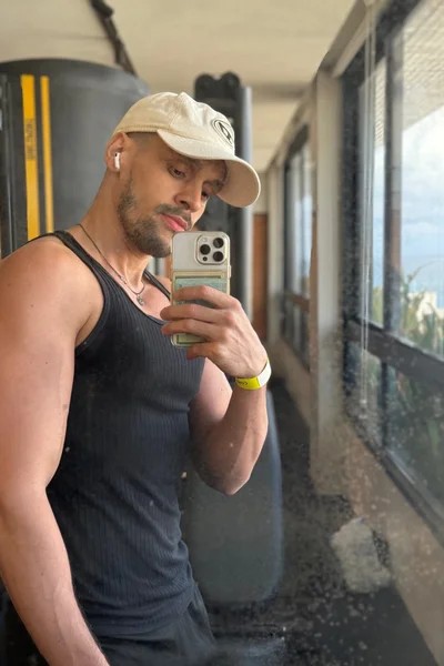 Vicente (27 anos) — São Paulo, Brasil - 5