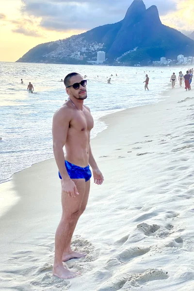 Vicente (27 anos) — São Paulo, Brasil - 9