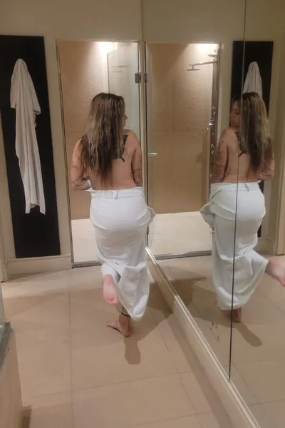 Ailen (23 anos) — Luján, Argentina - 111