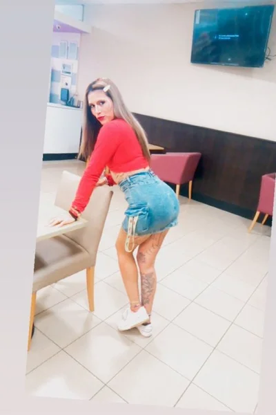 Ailen (23 anos) — Luján, Argentina - 144