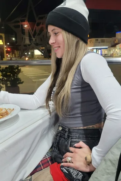 Ailen (23 anos) — Luján, Argentina - 96
