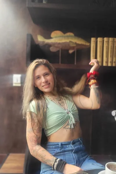 Ailen (23 anos) — Luján, Argentina - 134