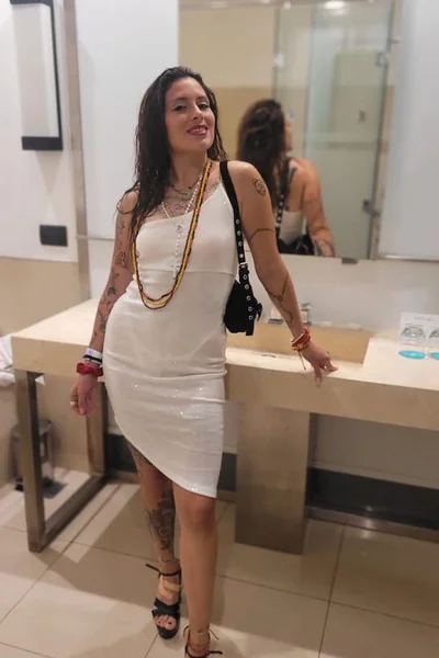 Ailen (23 anos) — Luján, Argentina - 153