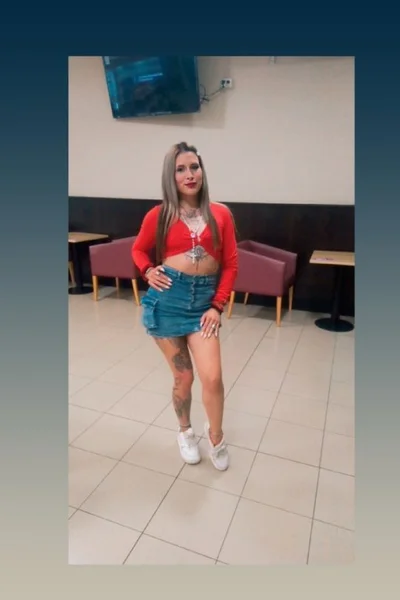 Ailen (23 anos) — Luján, Argentina - 143