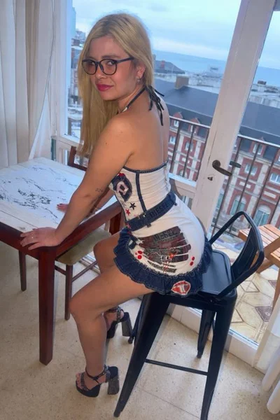 Laly (19 years) — Mar del Plata, Argentina - 10