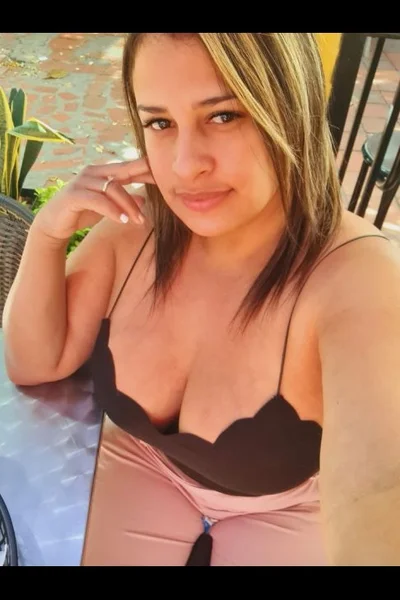 Betzabeth (28 años) — Bilbao, España - 35