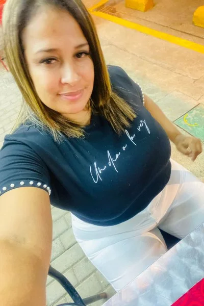 Betzabeth (28 años) — Bilbao, España - 9