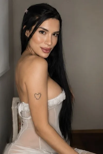 Nicole Vip (25 años) — Palermo, Argentina - 89