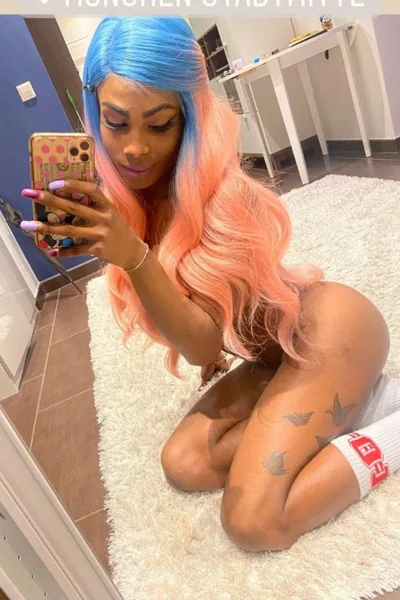 Adhara Foxxy (27 anos) — Benidorm, España - 58