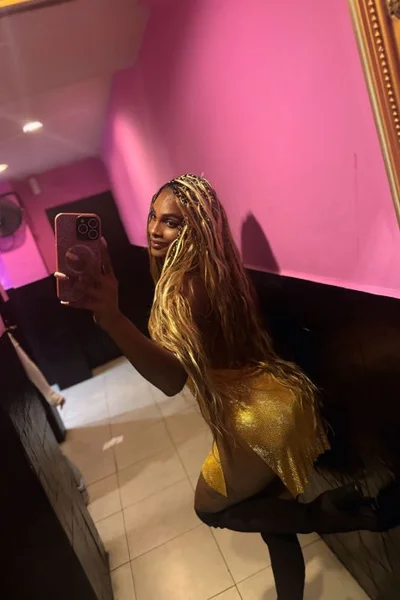 Adhara Foxxy (27 anos) — Benidorm, España - 9