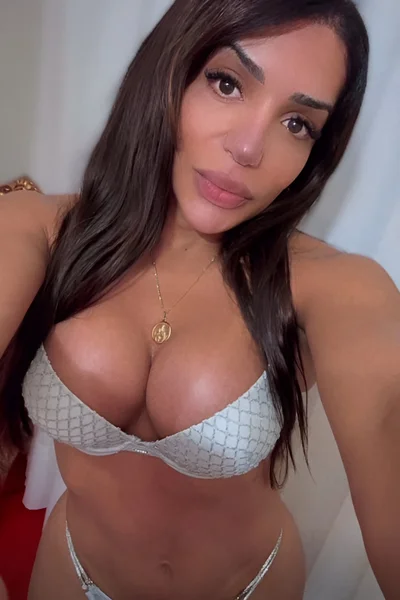 Perla Arantxa (24 anos) — Guipúzcoa / San Sebastián