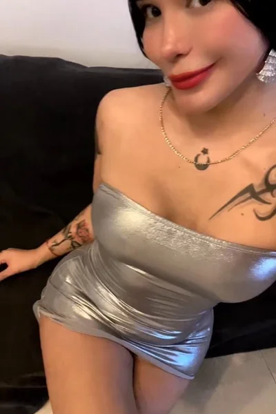 Nicole y Victoria (28 años) — Palermo, Argentina - 2