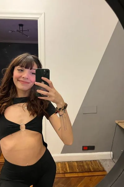 Martina (18 años) — Microcentro, Argentina - 6
