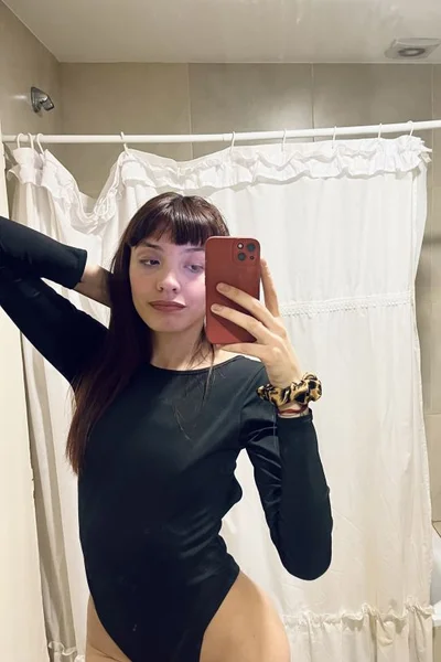 Martina (18 años) — Microcentro, Argentina - 4