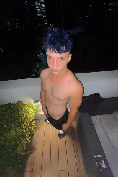Liam (22 años) — Punta del Este, Uruguay - 3