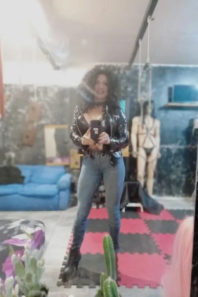 Dana (53 años) — Microcentro, Argentina - 15