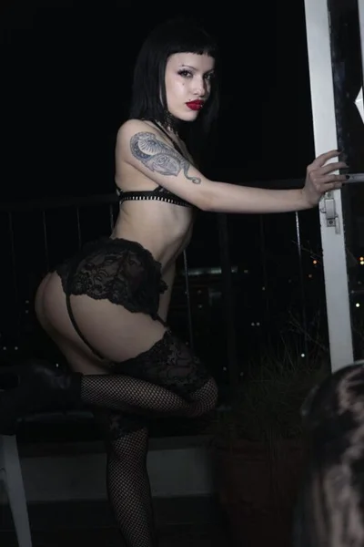 Alexxa (25 años) — Recoleta, Argentina - 1