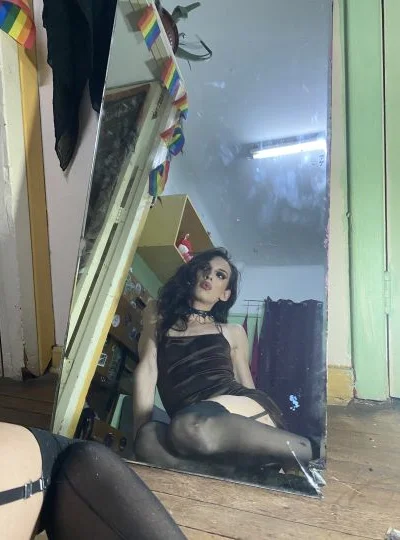 Lucyf (28 anos) — Confluencia, Argentina - 38